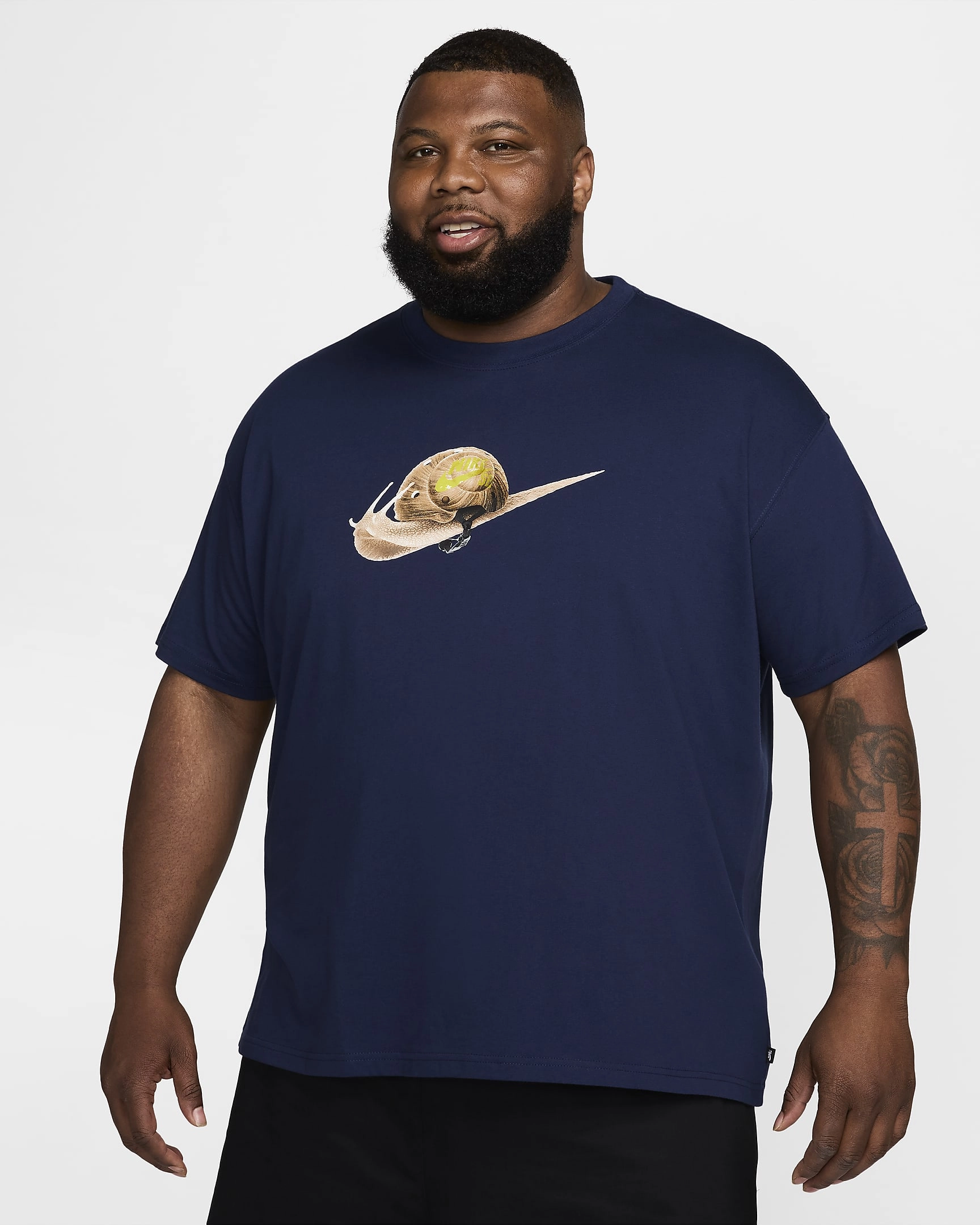 Nike SB Max90 T-Shirt: Sfreccia sullo skate, domina lo stile. Un'icona su cotone, energia pura!